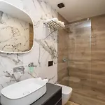 Royale Lägenhet